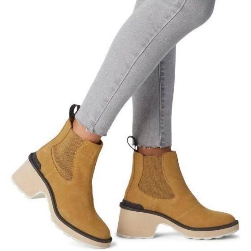 Sorel NWOT Hi--Line Chelsea Booties Geo Yellow Sz 9.5